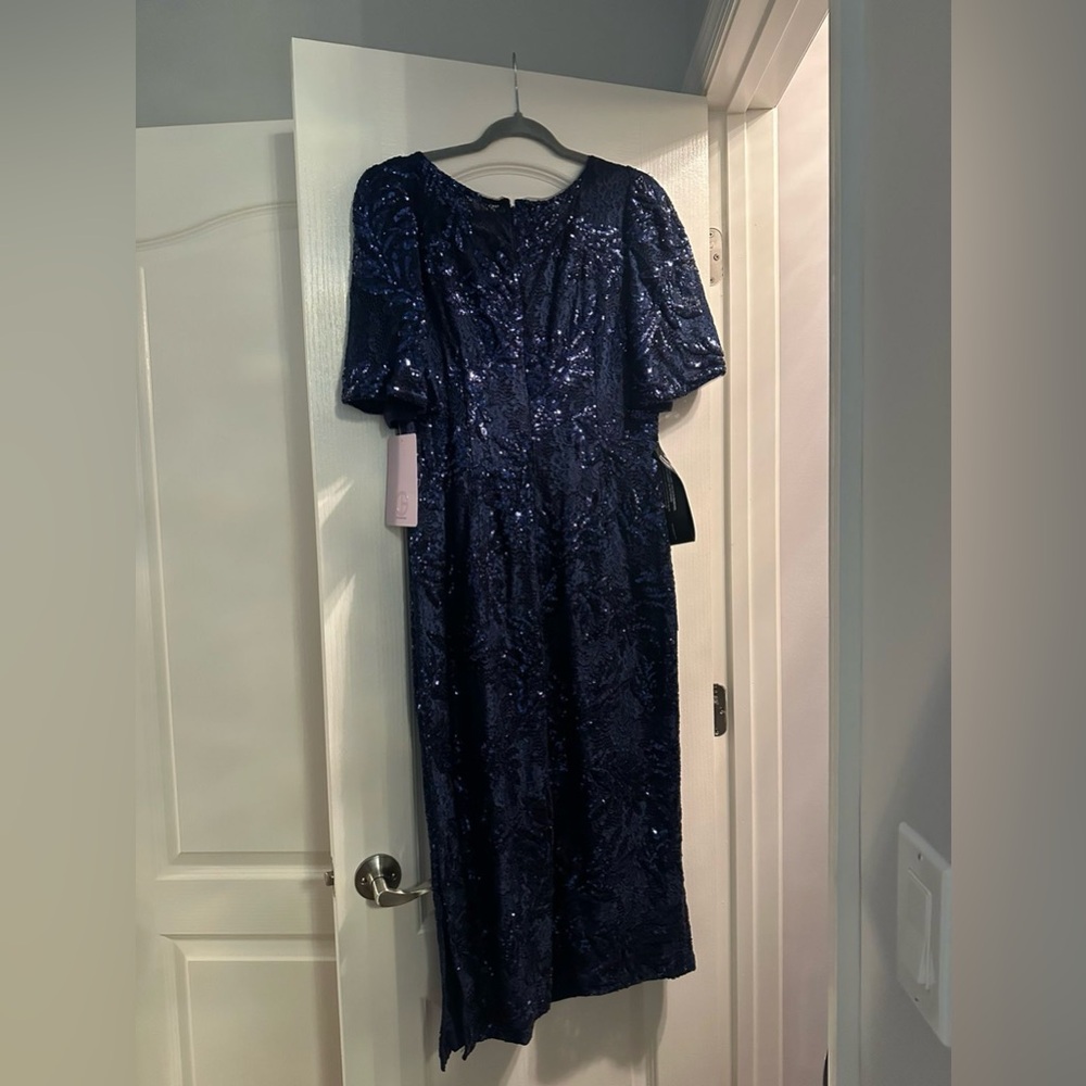 JS Collection ADEL TEA LENGTH DRESS - Picture 8 of 8